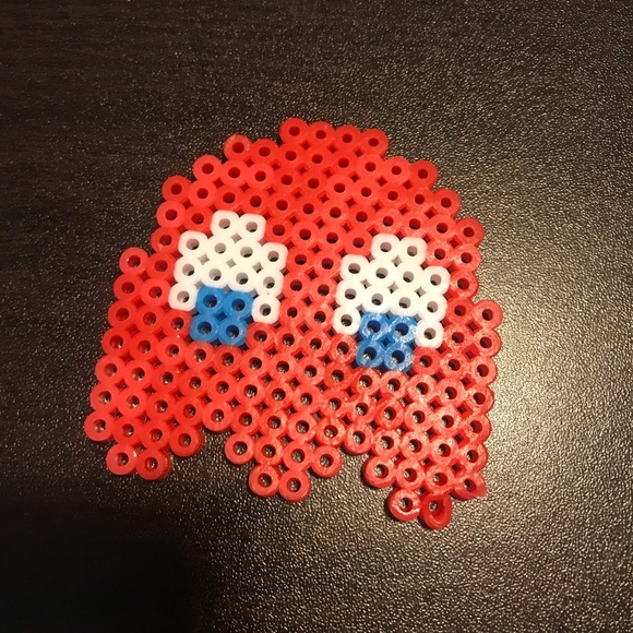 Keychain Ghost of Pac-Man Red Beads - Picture 1 of 2